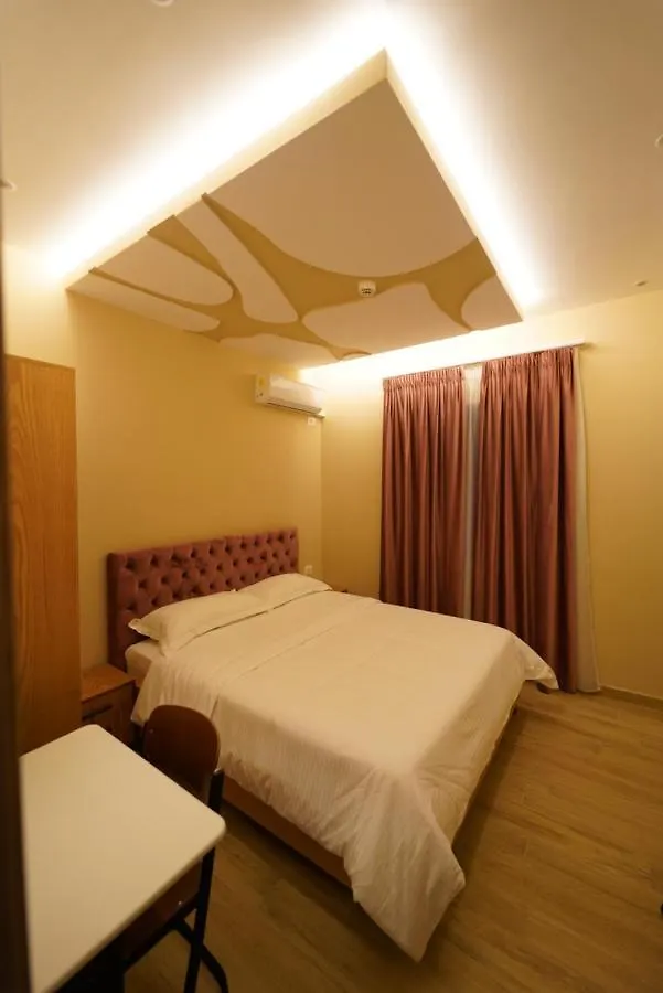 ***  Sr99 Hotel Tirana Albánie
